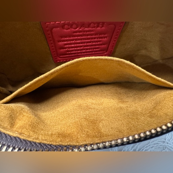 Coach Shoulder Bag/Handbag - Picture 16 of 17